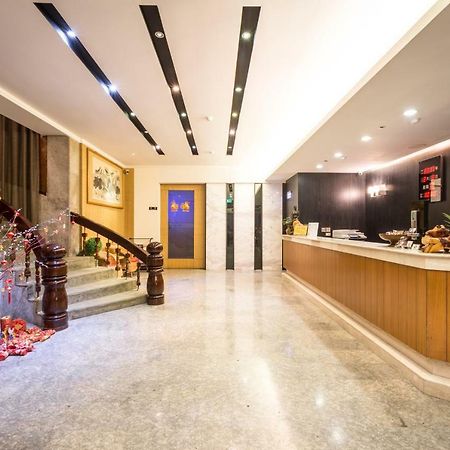 Country Garden Hotel Chiayi Buitenkant foto