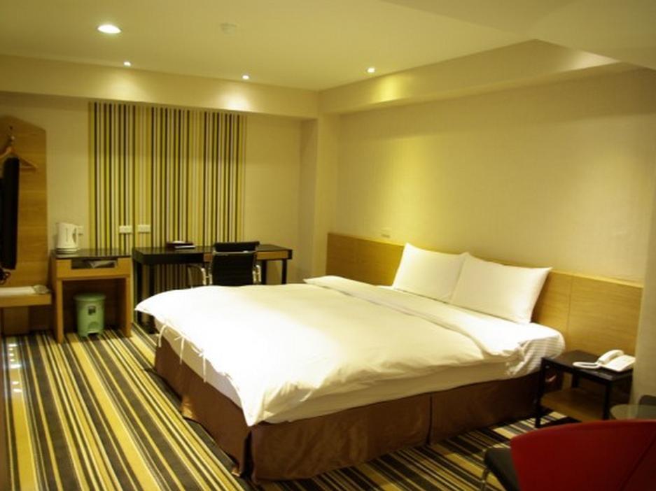 Country Garden Hotel Chiayi Buitenkant foto