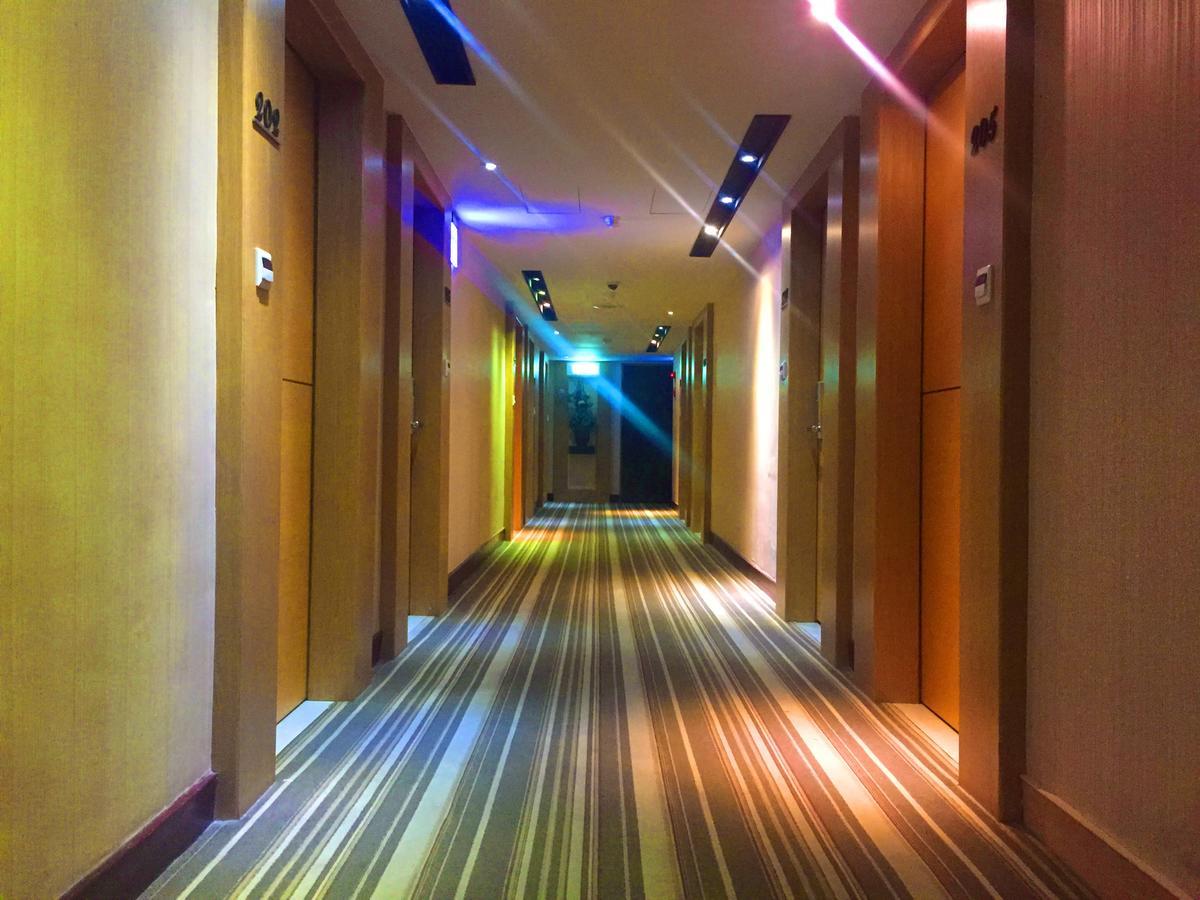 Country Garden Hotel Chiayi Buitenkant foto