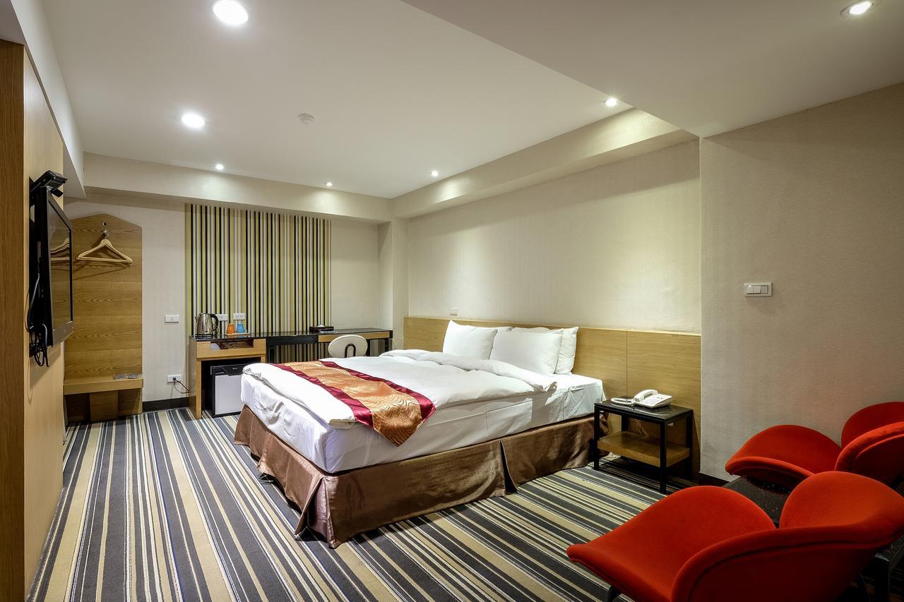 Country Garden Hotel Chiayi Buitenkant foto