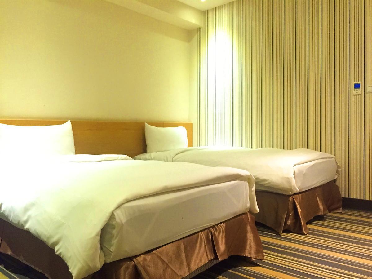 Country Garden Hotel Chiayi Buitenkant foto